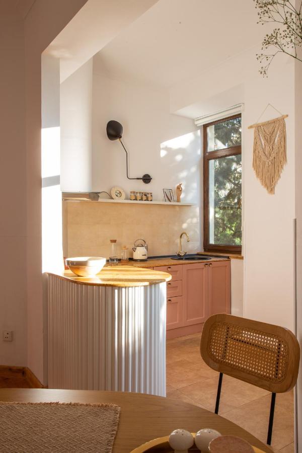 Apartment Peaceful Bohemian - Location *