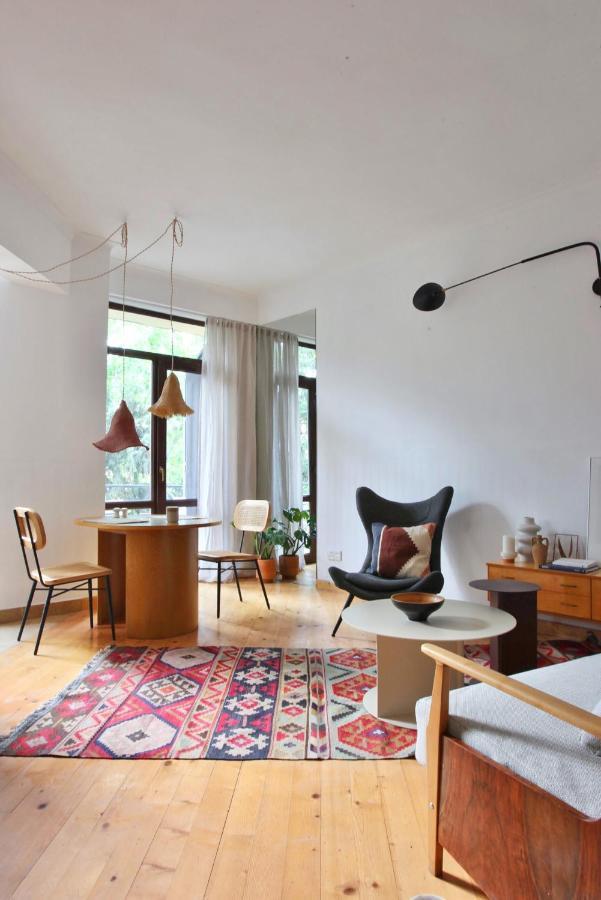 Peaceful Bohemian - Location Apartment